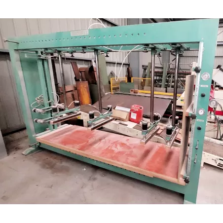 MODELE VOLUCADREUSE -