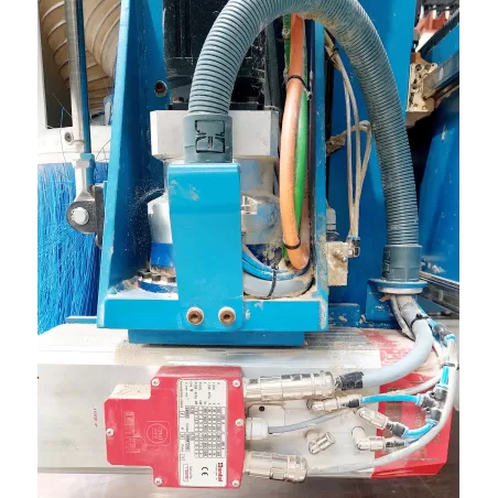 CENTRE DE PERCAGE & FRAISAGE ? AXES - POUWELSDEF 1000