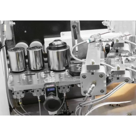 plaqueuse de chants automatique marque SCM type Olimpic 300 T-ER1