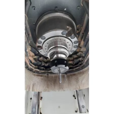 CENTRE DE FRAISAGE & PERCAGE 3 AXES - SCM TECH Z2-27