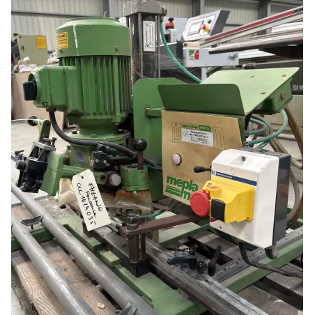 PERCEUSE MULTIBROCHE POSEUSE DE CHARNIÈRE -