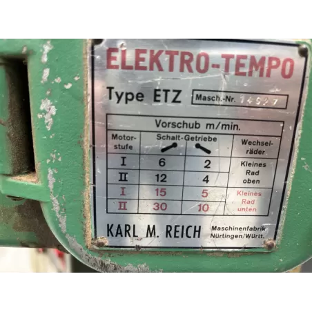 TOUPIE SCM T 110A AVEC ENTRAINEUR ? -