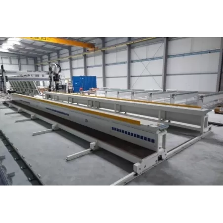 Station de redressage pour panneaux - X-Square H&M