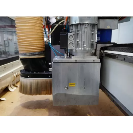 CN CENTRE DE FRAISAGE & PERCAGE 5 AXES - TECH Z5