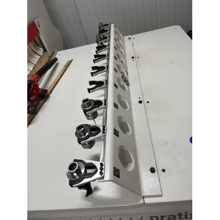 CN CENTRE DE FRAISAGE & PERCAGE 5 AXES - TECH Z5